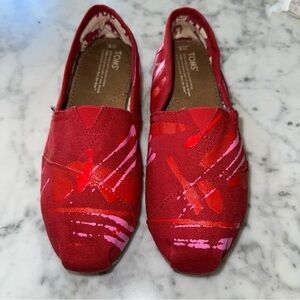 Women’s UNIQUE Tom’s Alpargata “ paint splash” style Red with pink